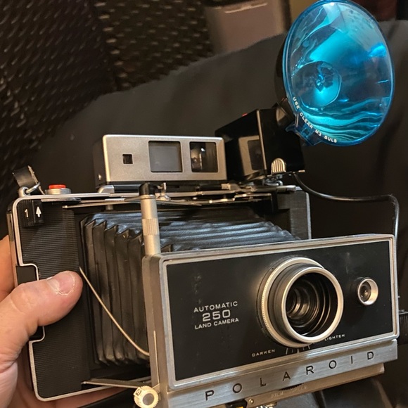 Fuji Instax Wide Polaroid 250 Land Camera Film Vintage Polaroid